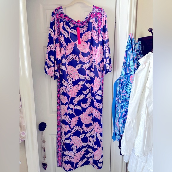 Lilly Pulitzer Dresses & Skirts - Lilly Pulitzer Maxi Dress 👗 16 What the Shell 🐚 NWT pink purple coverup
